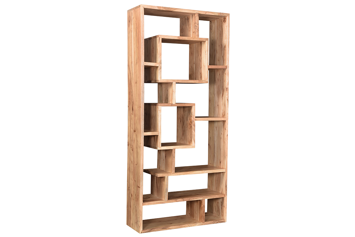 Biblioth�que en bois massif CHAPMAN avec �tag�res asym�triques, vue de trois quarts.