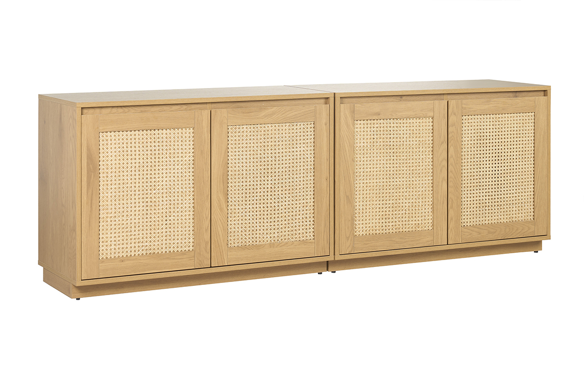 Buffet en bois clair ch�ne avec cannage rotin, 4 portes, vue de 3/4.