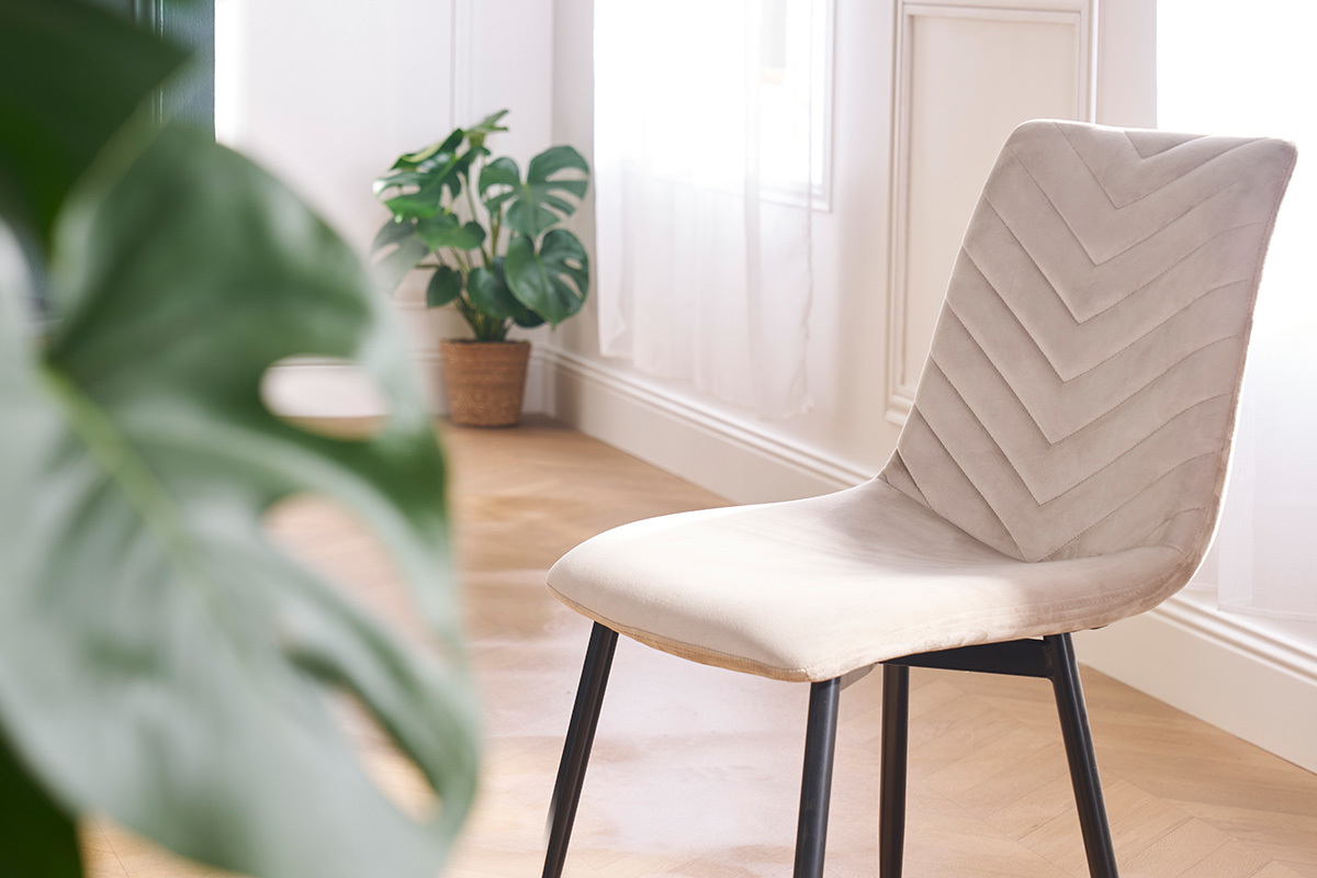 Chaises design en tissu velours taupe et m�tal noir (lot de 2) PUMPKIN
