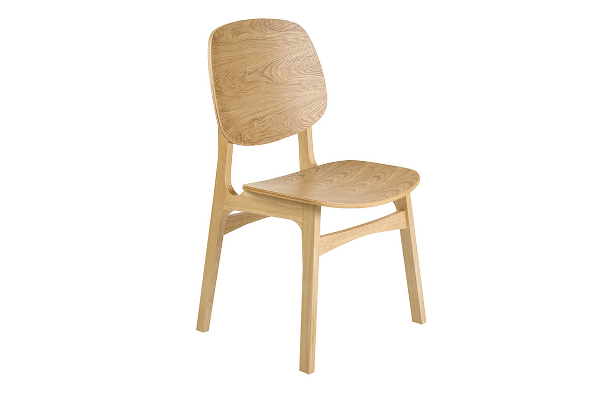 Chaise en bois clair fr�ne, design scandinave, vue de 3/4