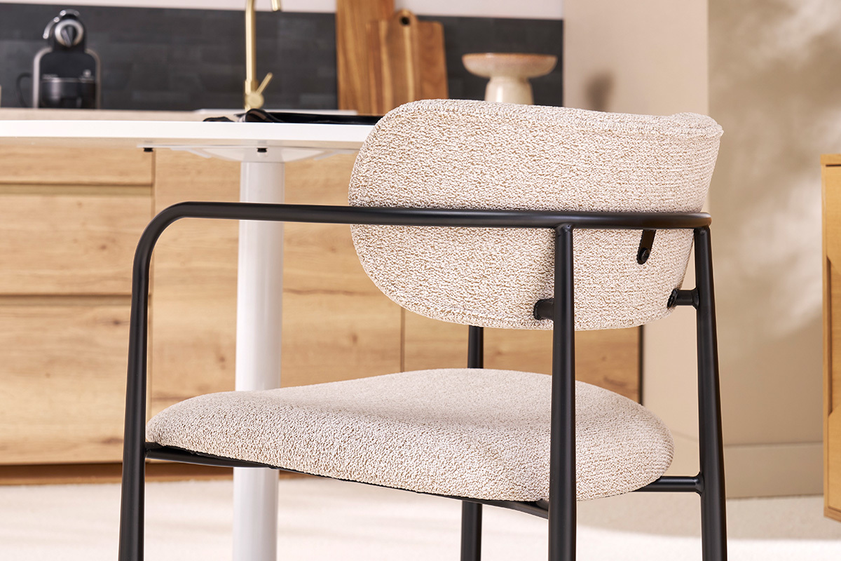 Chaises en tissu textur� beige et m�tal noir (lot de 2) SWIFT