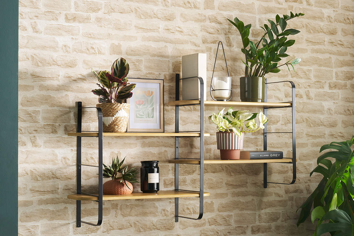 �tag�re murale en bois manguier massif et m�tal noir L122 cm AKINA