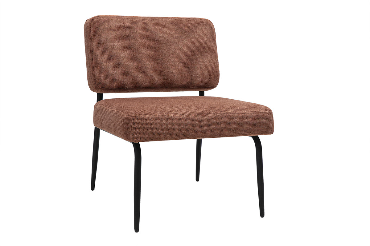 Fauteuil VEDANA en tissu velours terre br�l�e et m�tal noir avec pieds fins en m�tal.