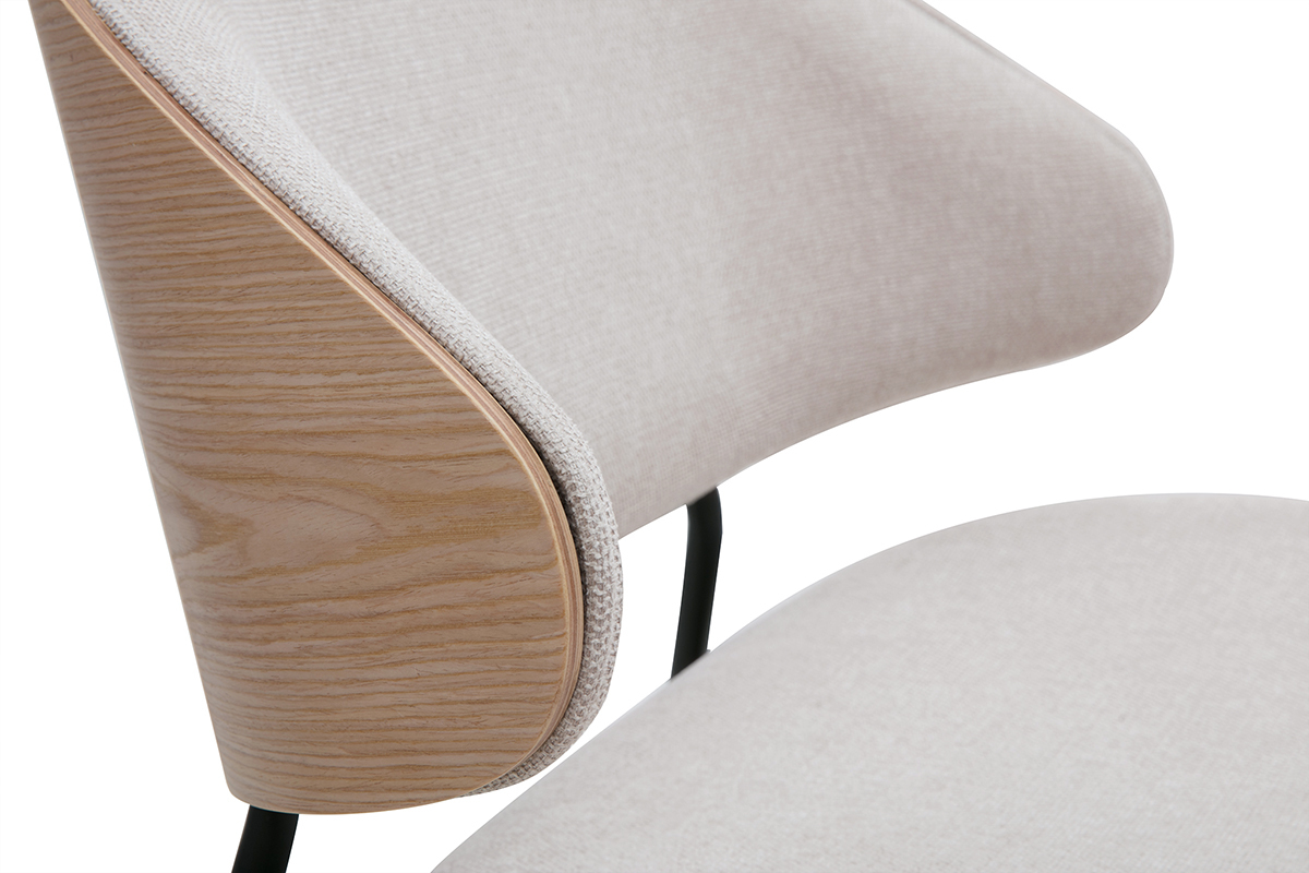 Fauteuil FABULO en tissu beige, bois clair et m�tal, vue de d�tail du dossier.