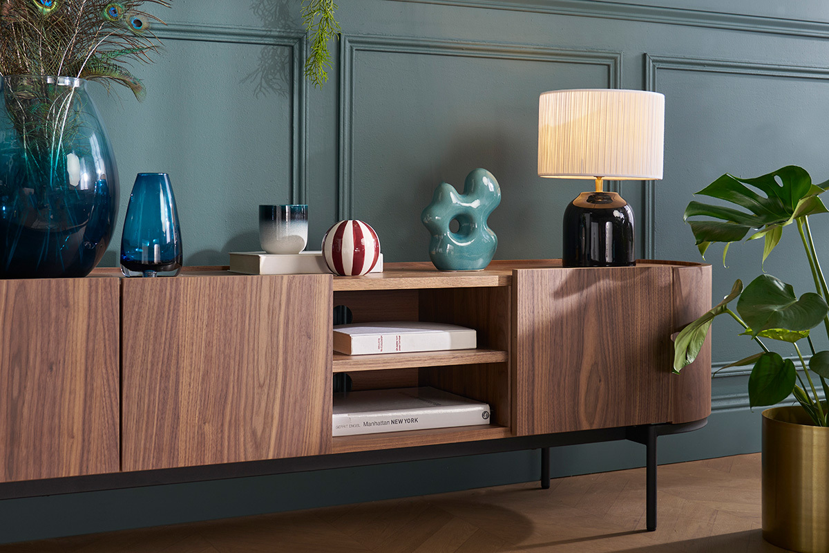 Meuble TV design bois fonc� noyer et m�tal noir avec rangements L180 cm SKYE