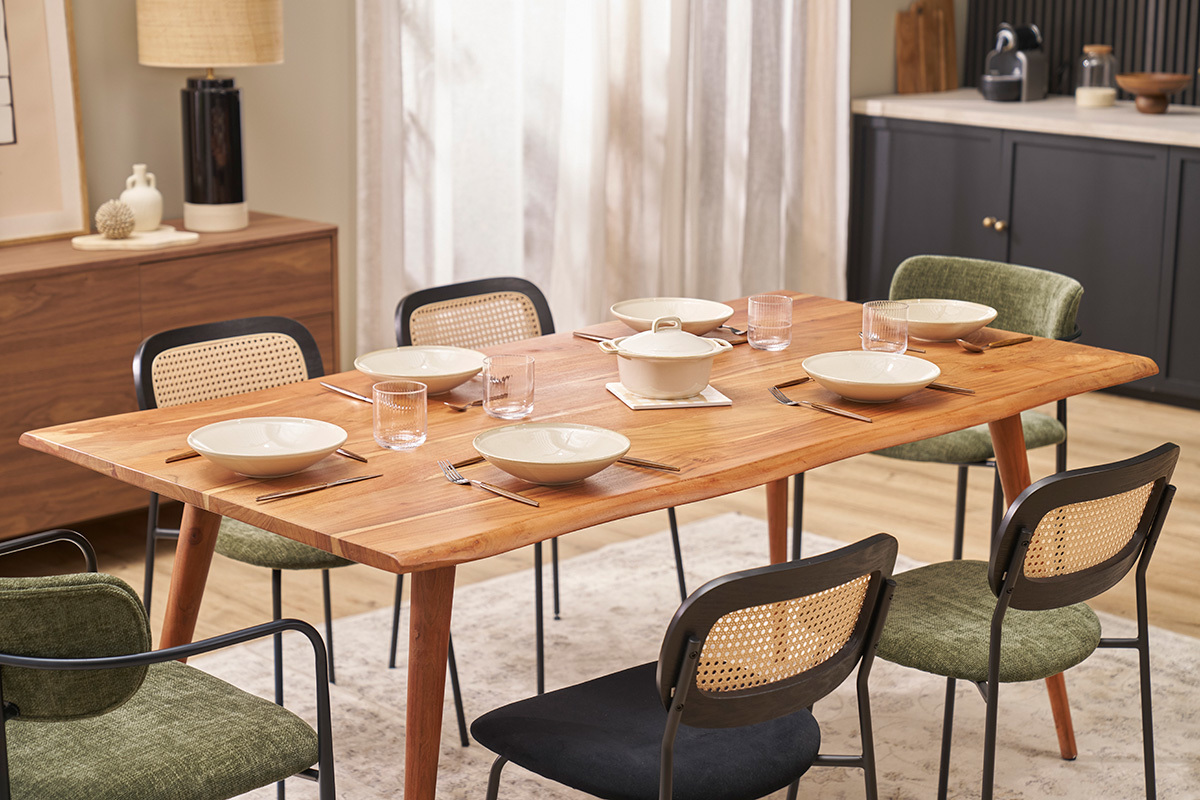 Table � manger rectangulaire en bois massif L175 cm SAVANA