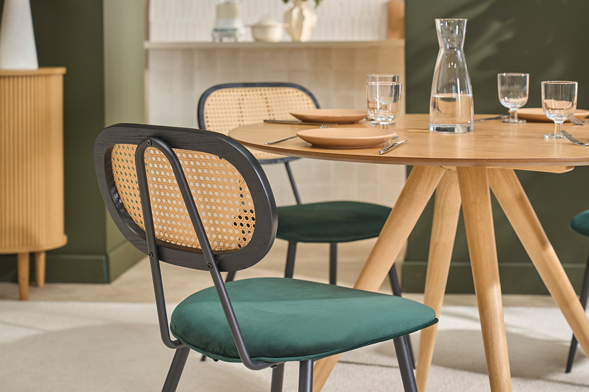 Table � manger ronde design en bois clair fr�ne D106 cm WALFORD