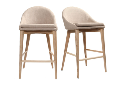 Tabourets de bar scandinaves en tissu beige et fr&ecirc;ne massif H66.5 cm (lot de 2) DALIA